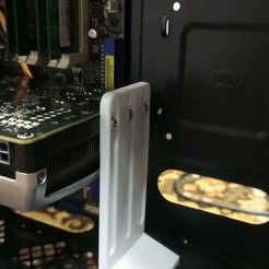eee8e339-5a3c-4d91-8cba-14ee905dc5fd.jpg Бесплатный 3D файл Подставка/держатель для графического процессора Founders Edition・Шаблон для 3D-печати для загрузки