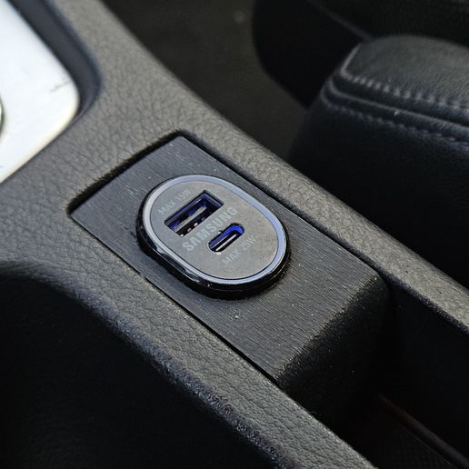 audi a3 8p cigarette lighter Audi A3/A4 Cigarette lighter charger flush mount