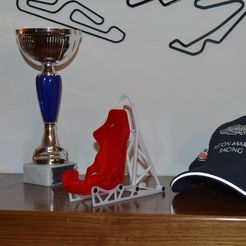 yam STL file Phone Holder - Racing Car Seat・3D printer design to download