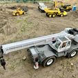 IMG_1959.jpeg 1/14 T-REX Rough Terrain Crane (RC)