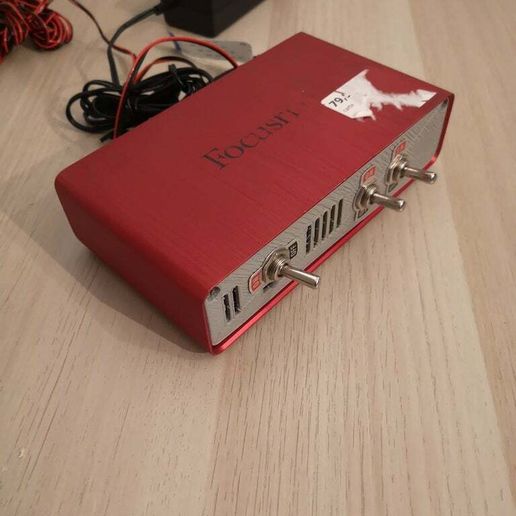 IMG_20200326_211936.jpg Raspberry pi 3B "UPCycling" Focusrite Scarlett 2i2 BOX