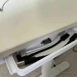 5ec1df61-5aa8-4c43-aef3-0e366b47dbf4.jpeg Free 3D file A tray for Bekant Desk from IKEA for USB-C adapters・3D printable design to download