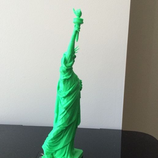 IMG_1561_display_large.JPG Free STL file Statue of Liberty - Repaired・3D printable design to download, Qelorliss