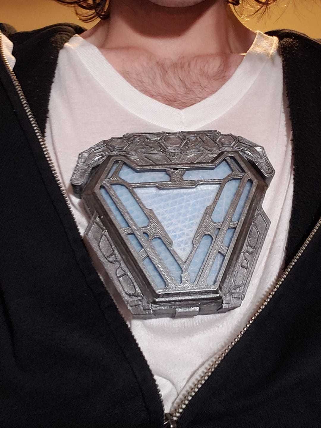 60690059_2290587917861811_2728551001836486656_o.jpg Free STL file Tony Stark Arc Reactor Infinity War & Endgame・Object to download and to 3D print, valertale
