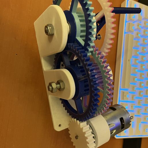 thumbnail_IMG_6784.jpg Hand Crank Generator