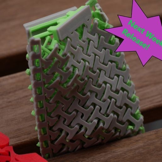 2fc8a1e8ae3ea78cbd3aa3c21ef33b4c_display_large.jpg Carteira ChainMail - Impressão única!