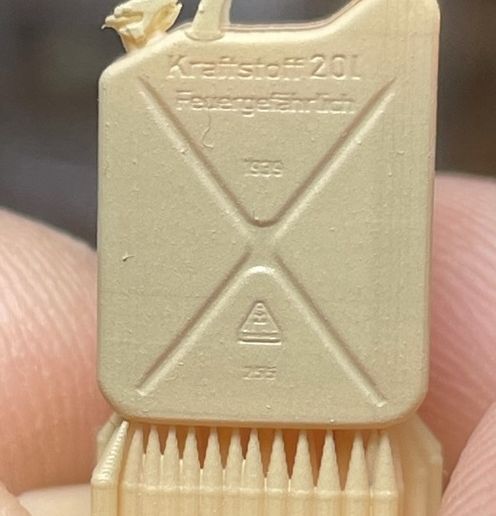 IMG_1418.jpeg 1/35 Wehrmacht jerry can set