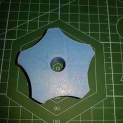 20230824_155221.jpg Pentagonal knob for hexagonal nut with manual tightening
