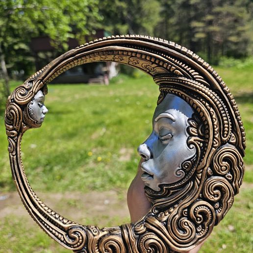 20240531_130749.jpg Moon