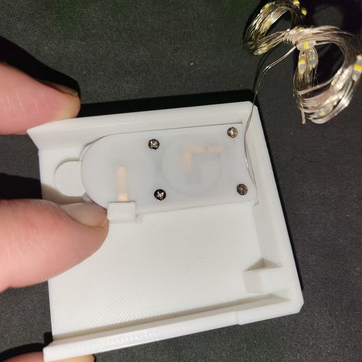 LED-_3.jpg LED light with 3D effect Name