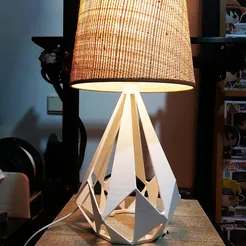 IMG_20230206_084005_735.jpg Fichier OBJ Lampe à poser・Modèle à imprimer en 3D à télécharger
