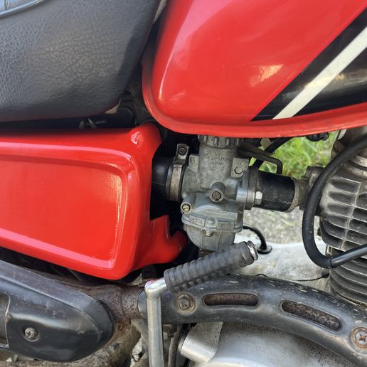 カスタムアイシードル 楽天最安値に挑戦】 ライブディオZXシート張替え| バイクシート