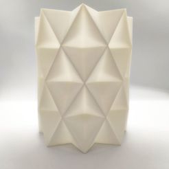 Vase_Diamant1.jpg Archivo STL Jarrón - Diamante (LowPoly)・Modelo para descargar y imprimir en 3D