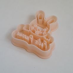 20230314_093233.jpg Archivo STL Cortante de conejo con cartel de Feliz Pascua・Plan imprimible en 3D para descargar
