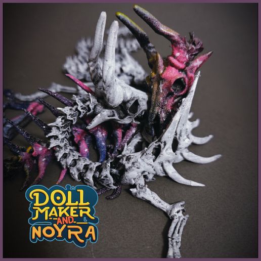 m1C-Tr9pO7k.jpg Squelette de dragon articulé