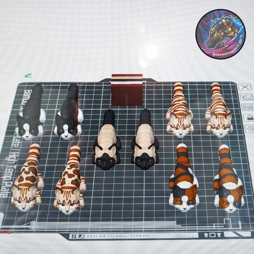 417802018_1073869200549260_2049968525933582082_n.jpg Baby Dog and Cat Flexi Keychains (Set of 8.)