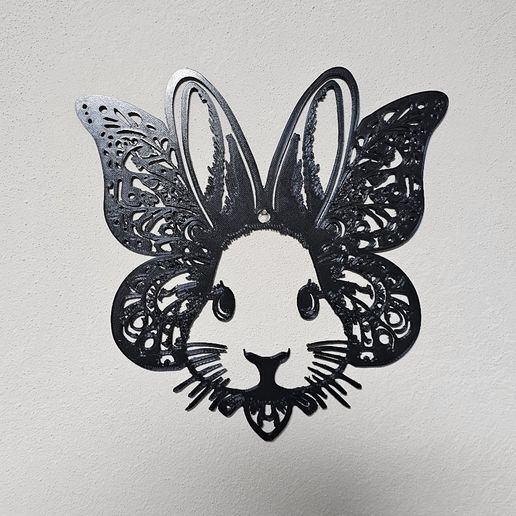 20240125_024212.jpg Пасхальный кролик на стене