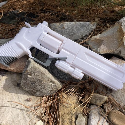 IMG_6001.jpg FREE Helldivers 2 P4 Senator Revolver Functional Prop