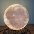 WhatsApp-Image-2024-09-10-at-21.29.32.jpeg Base moon lamp Voronoi