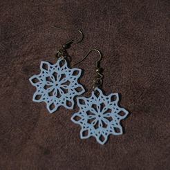 DSCF8634.jpg Archivo STL Copo de nieve - Pendientes de mandala 63・Idea de impresión 3D para descargar
