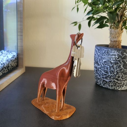 Photo-04.jpg STL-Datei Keys keeper giraffe - Giraffe zum Ablegen von Schlüsseln kostenlos herunterladen • Vorlage für den 3D-Druck, QBRT
