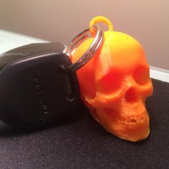 skull_keychain_photo_display_large.JPG Archivo STL gratis Llavero de cráneo・Plan de la impresora 3D para descargar