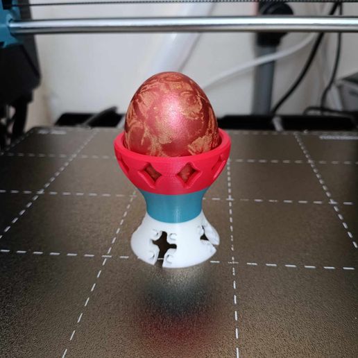 416245481_422600303437556_3754918121632591503_n.jpg Easter egg cup v2