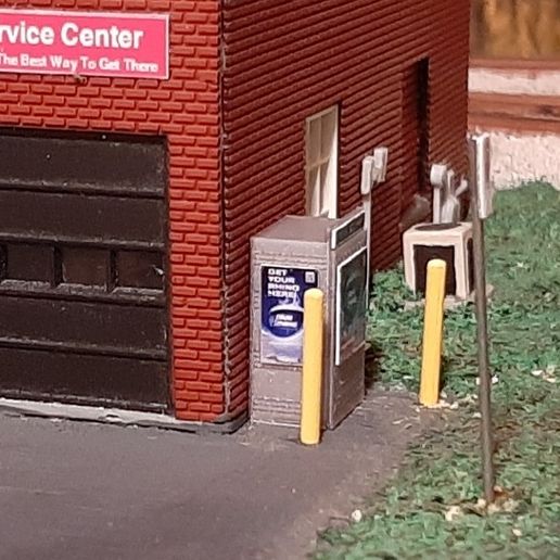 SQ 20210102_030550.jpg HO Scale LP Gas Tank Exchange Cage for Model Railroad - Blue Rhino, Amerigas, 7-Eleven, etc.