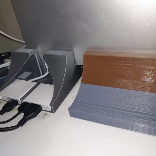 chonky macbook 2019 dock 3D model