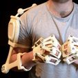 4.jpg Bras exosquelettes imprimés en 3D