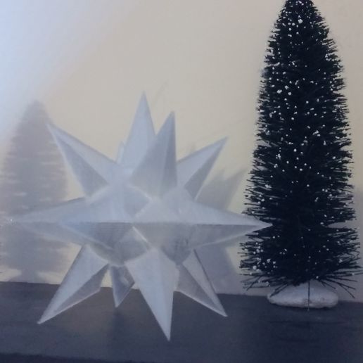 20151129_180201_HDR.jpg Festliche Spikey Ball Ornament