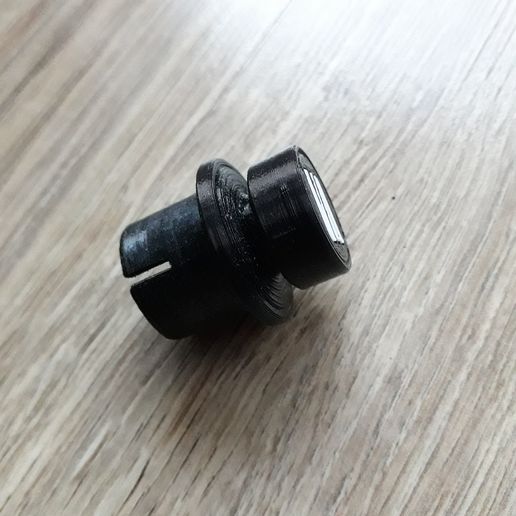 20220520_201911.jpg Tapa de la toma de corriente de 12V para Seat Leon 2