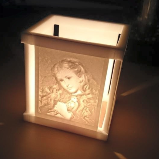 Capture d’écran 2017-03-16 à 11.47.53.png Bild (oben Licht) - Schönheit