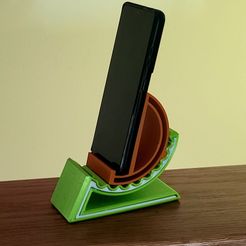 GearSupport-Phone-Stand-thumbnail.jpg 3D-Datei GearSupport Telefonständer kostenlos・Objekt zum Herunterladen und Drucken in 3D