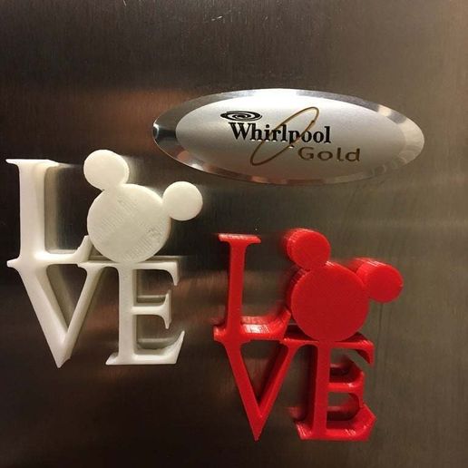 C814CFFF-B6E7-4703-A004-AEFD153731C7.jpeg Imán de la estatua del amor de Mickey