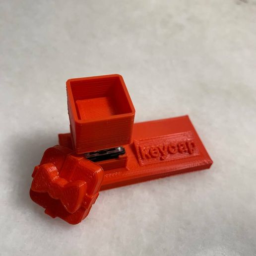 photo_2023-08-06_19-58-56.jpg giftbox key cap | KEYCAP