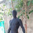 WhatsApp-Image-2023-01-09-at-22.41.15-1.jpeg life size spider man figure .... Spiderman tamaño real