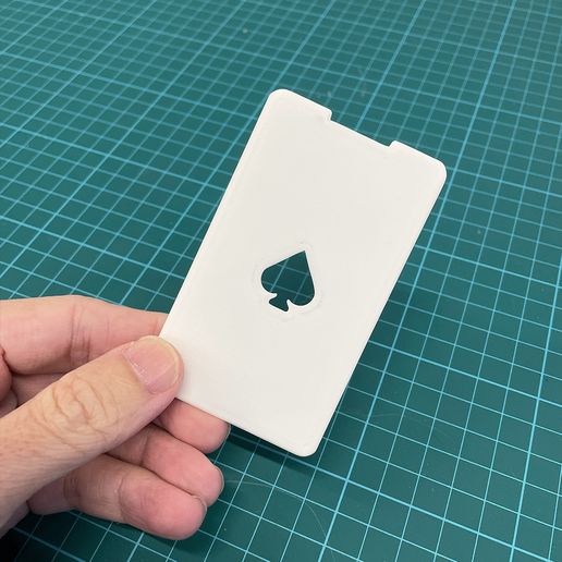 img-20.jpg Minimalistic Card-sized SD Card Holder