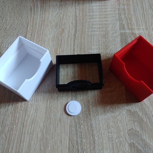 20220226_151357.jpg Pokemon TCG Deck Box