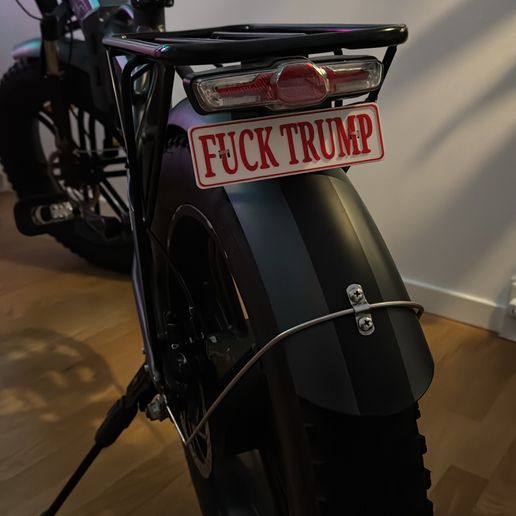 E-Bike "license" plate.. F**K Trump