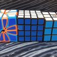 108_1404_display_large.JPG Asymmetrischer Dino 2x2 Rubik's Cube