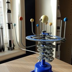 DSCN4670.jpg 3D file Solar System Planetarium・3D print design to download