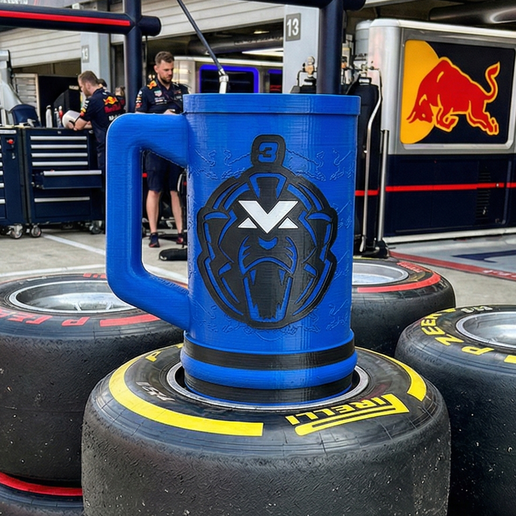 CHOP TEXTURE VERSTAPPEN RED BULL WITH LOGO ON BASE 2026 3MF