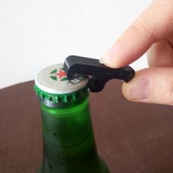 P_20181006_105105.jpg mini pocket bottle opener