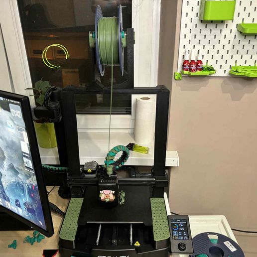 5fcd4f30-6f03-42c1-8609-21ab1274603c.jpeg Ender 3 V3 SE Rouleau de filament et béquille