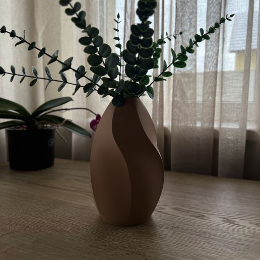 Minimalist Japandi Vase