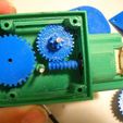 DSCN0341.JPG small gear box worm extreamly high torque