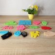 Photo2.jpg App to create flexible keychains