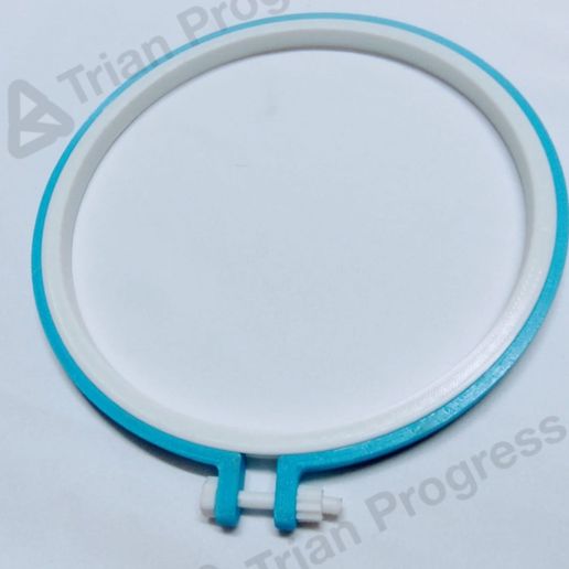 img3.jpg Embroidery hoop N° 18
