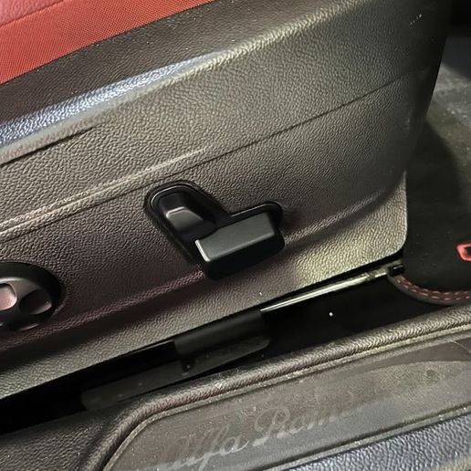 ALFA ROMEO GIULIA SEAT SWITCH BUTTON
